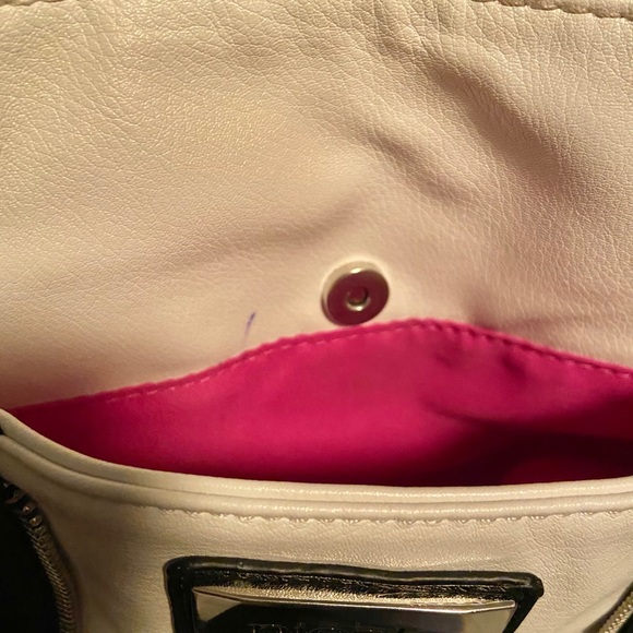 Handbag - Picture 4 of 5